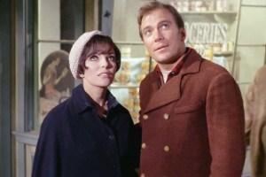 LOS ANGELES - APRIL 6: Star Trek, The Original Series, episode "The City on the Edge of Forever" first broadcast on April 6, 1967.  From left, Joan Collins (as Edith Keeler) and William Shatner (as Captain James T. Kirk) in year 1930. Image is a screen grab.  (CBS via Getty Images)