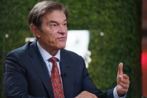NEW YORK, NEW YORK - SEPTEMBER 24: Dr. Oz attends The Swift Hour during the 2024 Concordia Annual Summit at Sheraton New York Times Square on September 24, 2024 in New York City.  (Photo by Leigh Vogel/Getty Images for Concordia Summit)