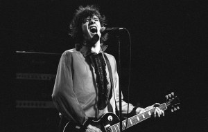 MINNEAPOLIS, MN - AUGUST 20:  Paul Westerberg performs at First Avenue nightclub in Minneapolis, Minnesota on August 20, 1993. (Photo by Jim Steinfeldt/Michael Ochs Archives/Getty Images)